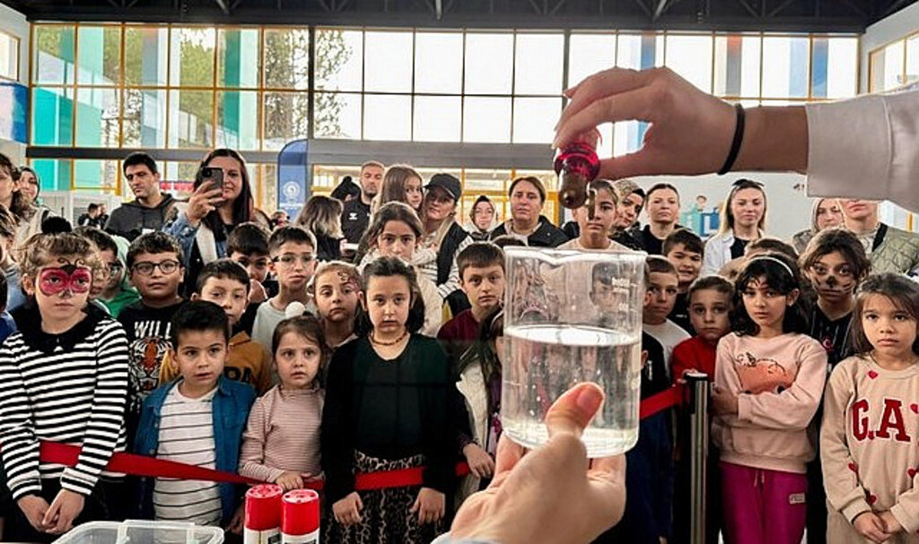 Bilim Şenliği'nde Çocuklar Unutulmaz Bir Gün Geçirdi!