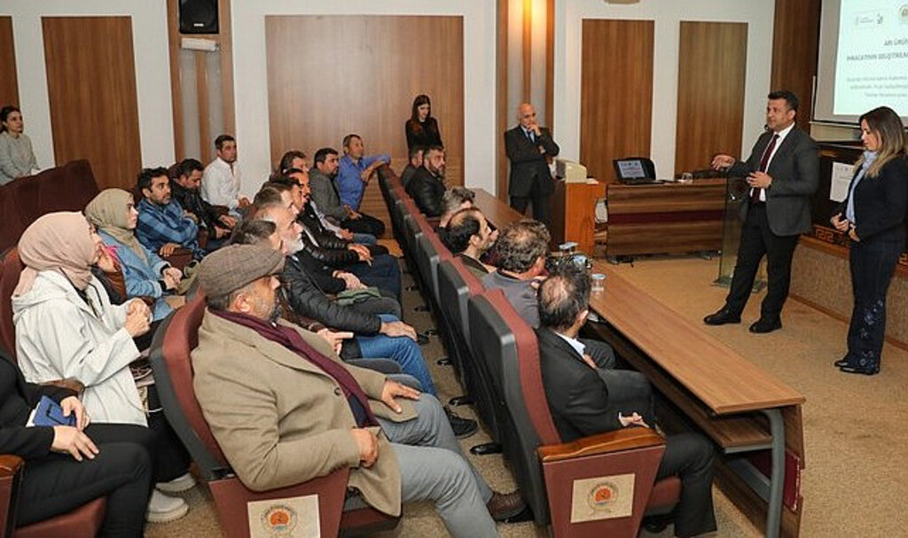 Büyükşehir’den Arı Ürünleri İhracatı Eğitimi!