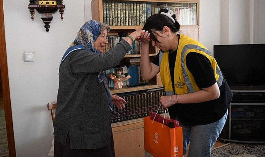 Büyükşehir’in Şefkat Eli!