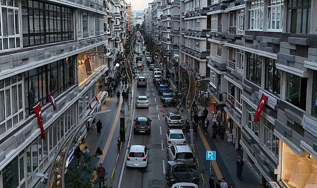 Çiftlik Caddesi’nde Atıklar Geri Dönüşüme Kazandırılıyor!