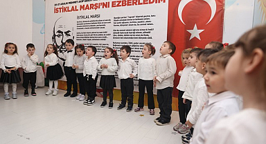 İlkadımlı Minikler İstiklal Marşı İle Duygulandırdı!