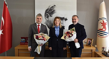 OMÜ Mimarlık Fakültesi Dekanlığında Devir Teslim!