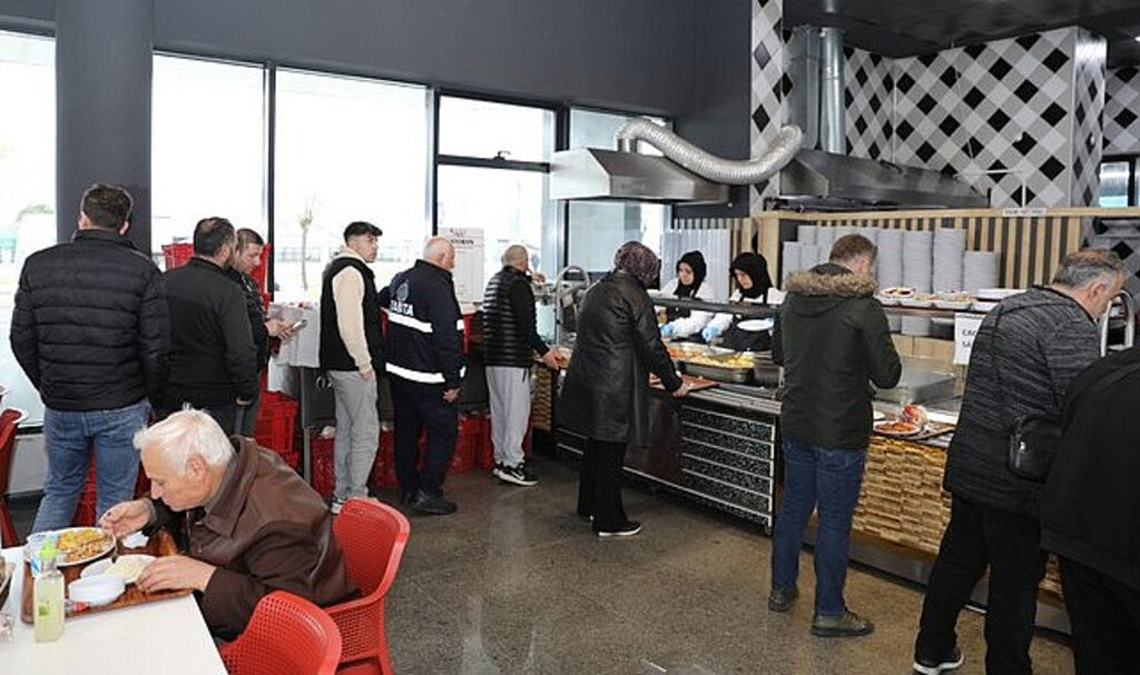 Samsun'da Gönüllere Giren Hizmet 153 Restoranlardan Yarım Milyon İnsan Faydalandı!