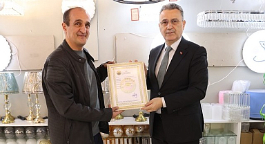 İlkadım’da 2025’in İlk Ruhsatı Başkan İhsan Kurnaz’dan!