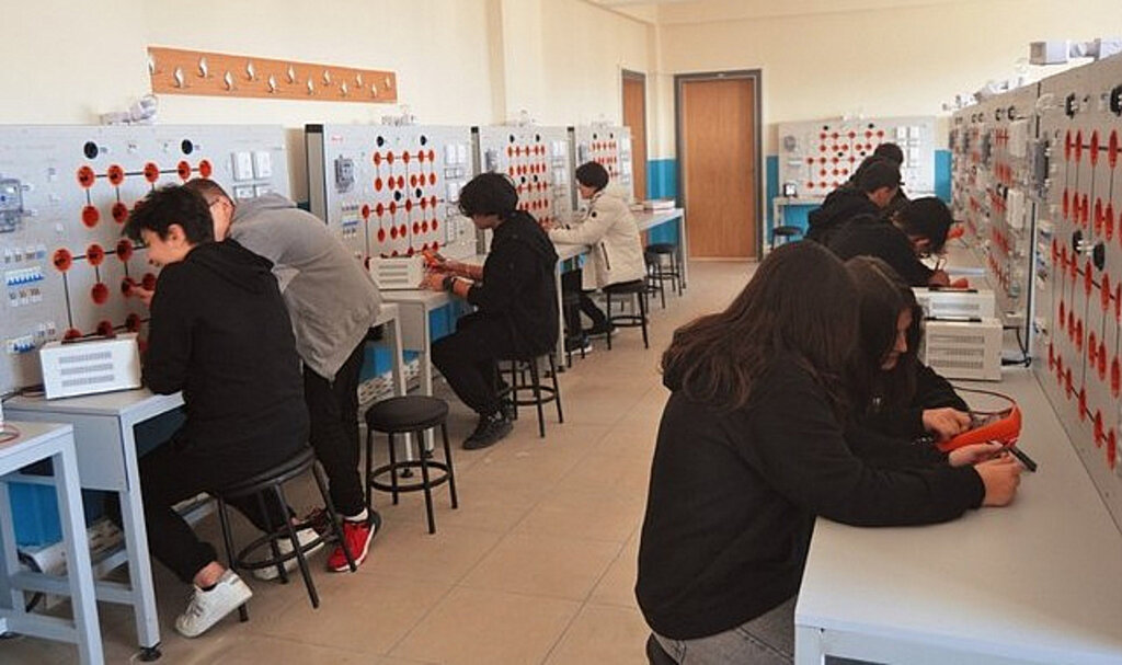 OMÜ MTAL’de, Elektrikli Araç Teknolojileri İçin Eğitim Merkezi Açılıyor!