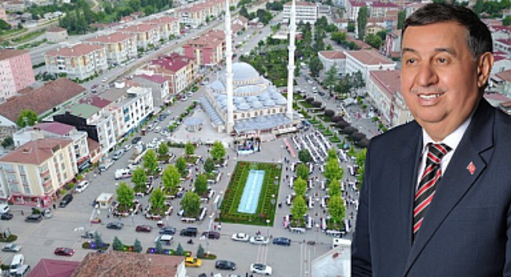 Başkan İkiz, Kevser Parkı Genişletme Çalışması ve Mehmetçik Meydanı Otopark Projesi'ni Açıkladı!