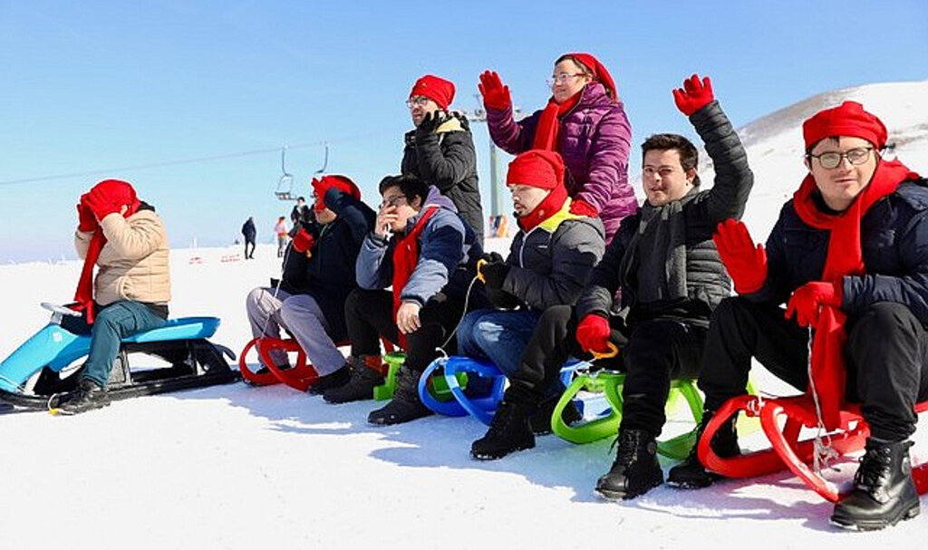 Büyükşehir’den Özel Gereksinimli Bireylere ‘Kar Gezisi’!
