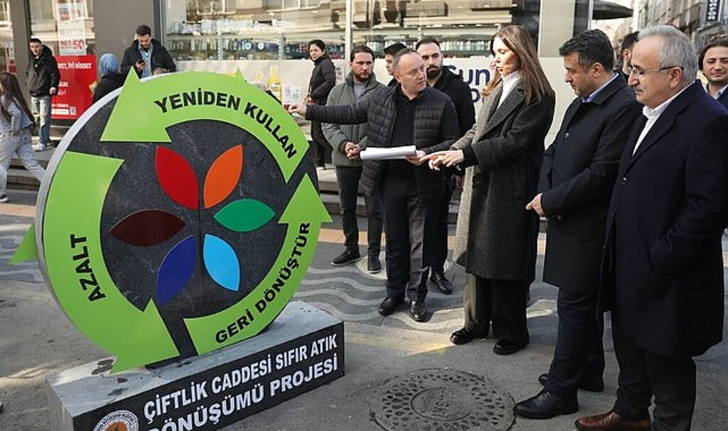 Çiftlik Caddesi Geri Dönüşümüyle Örnek Olacak!