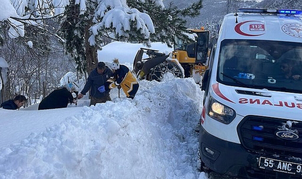 Samsun’da 98 Hasta Kar Engelini Büyükşehir İle Aştı!