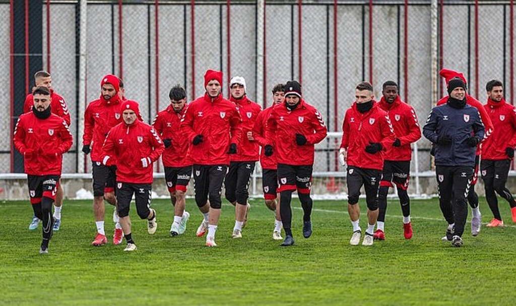 Samsunspor’da Önce Antrenman Sonra İzin!