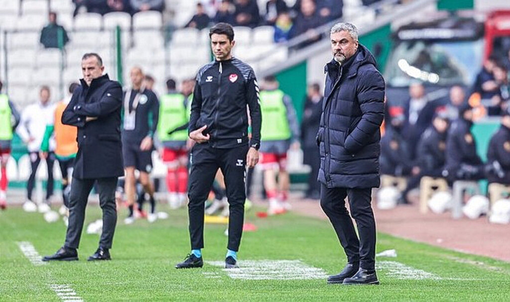 Samsunspor Teknik Direktörü Thomas Reis Maçın Hakemini Eleştirdi!