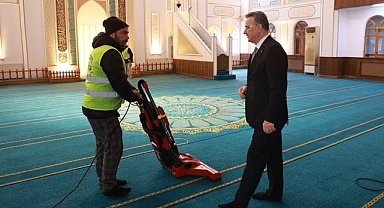 İlkadım’ın Camileri Ramazan’da da Titizlikle Temizleniyor!