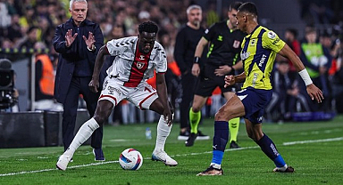 Samsunspor, Fenerbahçe'den 1 Puanı Söke Söke Aldı!