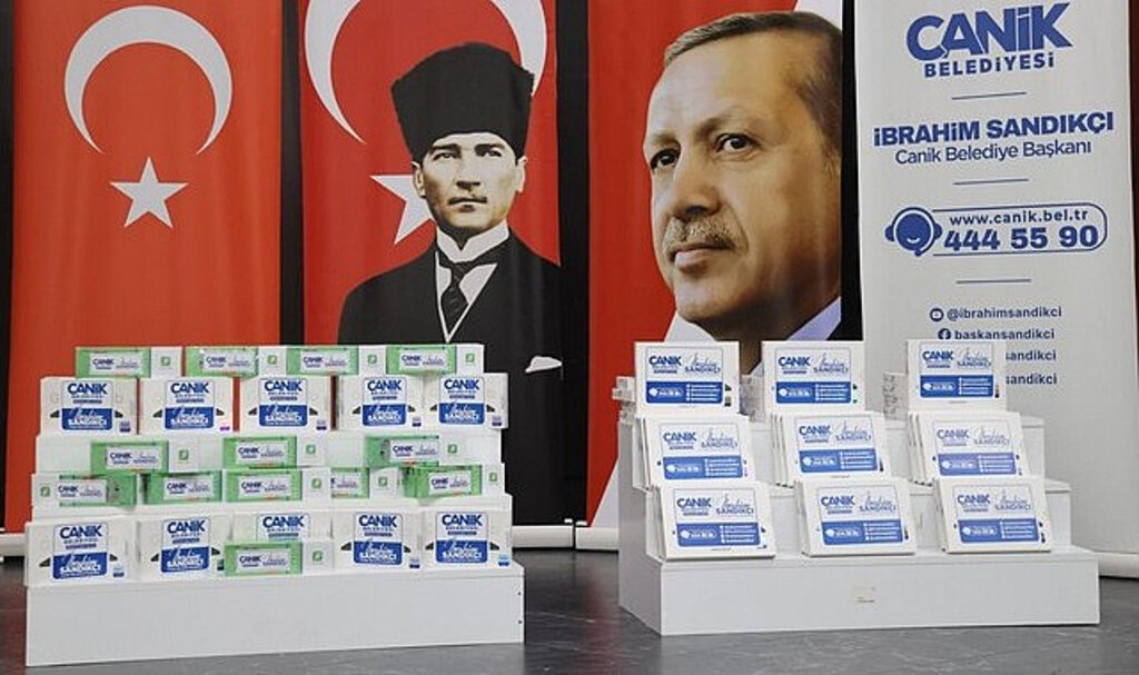 Canik'te Gelenek Devam Ediyor! YKS ve LGS'de Dereceye Girene Ödül…