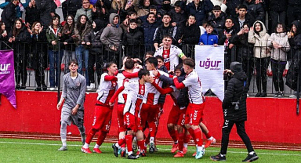 Şampiyon Özel Canik Uğur Okulları Anadolu Lisesi Türkiye Finallerinde Samsun'un Temsil Edecek! 