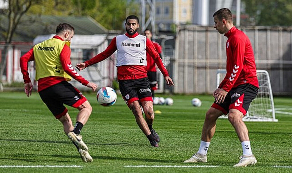 Samsunspor’da Benasser Gelişmesi!