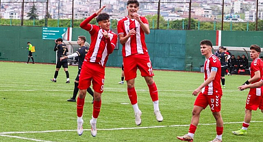 Samsunspor'un Eğitim Sponsoru Uğur Okulları Yarı Final İlk Maçını Kazandı!