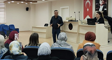 AK Parti Atakum Teşkilatına KADES Eğitimi!