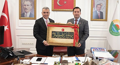 Başkan Kurnaz, Kosova Mamuşa Belediye Başkanı Abdulhadi Krasniqi'yi Ağırladı!