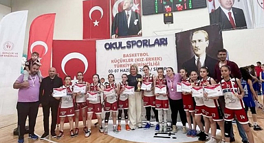 Canik Belediyespor’dan Çifte Türkiye Şampiyonluğu!