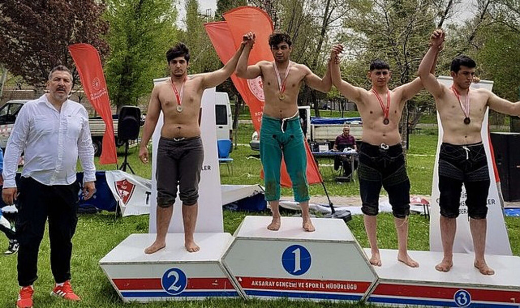 İlkadımlı Güreşçiler Aksaray'da Final Yaptı!
