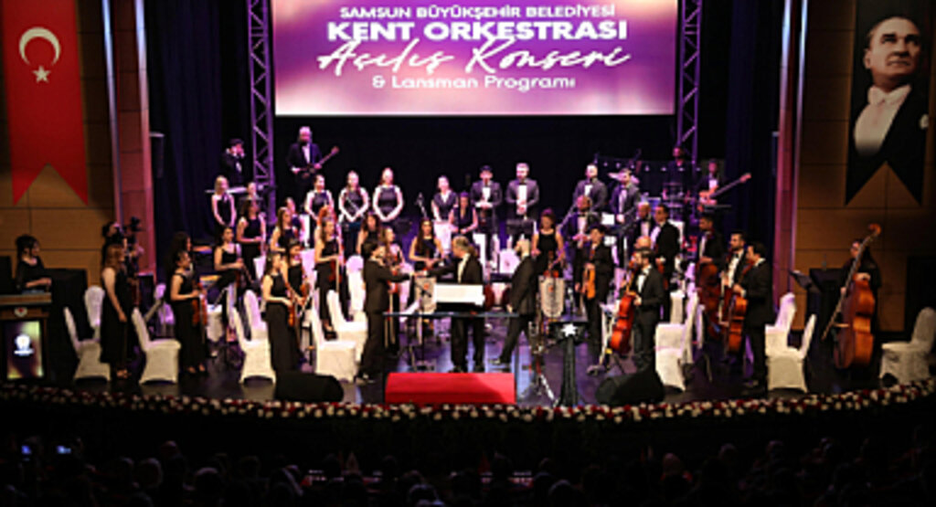 Samsun Büyükşehir Kent Orkestrası İlk Konserinde Müzikseverlerden Tam Not Aldı!
