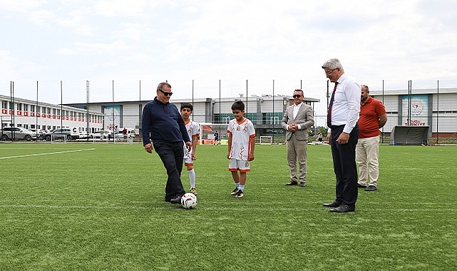 'Kaybetmek Yok' Minikler Futbol Şenliği Samsunspor Tesislerinde Coşkuyla Başladı! VİDEOLU
