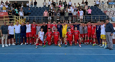 Samsun Kadıköyspor’un Gençleri Türkiye Şampiyonasından Kupa İle Döndü!
