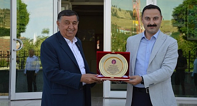 Başkan’dan İkiz’den 25 Mayıs Coşkusuna Emek Verenlere Teşekkür!