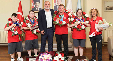 Canikli Sporcular Avrupa Şampiyonu Oldu! 