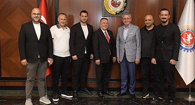 Samsunspor Yönetiminden Ticaret ve Sanayi Odası'na Ziyaret! Destek ve İş Birliği Mesajı...