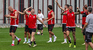 Samunspor Sezona Neşeli Hazırlanıyor!