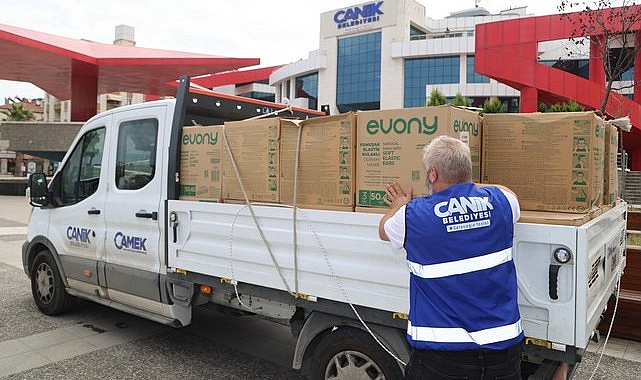 Canik Belediyesi'nden 100 Bin Maske Hibe!