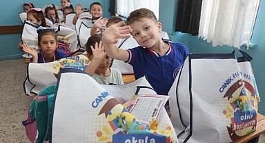 Okula Başlayan Tüm Öğrencilere Çanta ve Kırtasiye Seti Canik Belediyesi’nden!