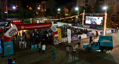 Samsun Büyükşehir Tüm İlçeleri Açık Hava Sinema Geceleri İle Renklendirdi! 