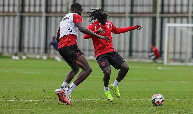 Samsunspor’un Yeni Transferi Coulibaly Takımla Birlikte Çalıştı!
