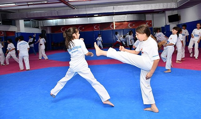 Büyükşehir Belediyesi’nden Kış Spor Okulları!