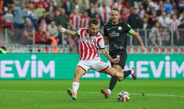 Samsunspor – Rizespor Maçı 19 Mayıs'tan Canlı Anlatım!