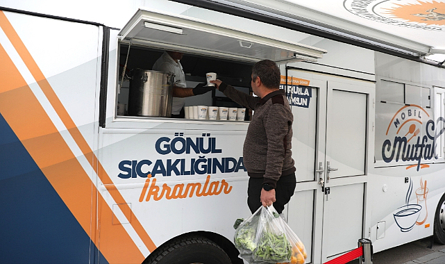 Büyükşehir’den Gönüllere Dokunan Sıcak Çorba İkramı!