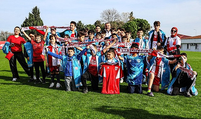 Samsunspor Antrenmanına Anlamlı Ziyaret!
