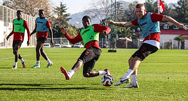 Samsunspor, Galatasaray Maçına Hazır! İşte Muhtemel 11...