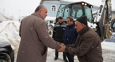 Başkan Sandıkçı'dan Yerinde Takip! Canik'te 7/24 Karla Mücadele…