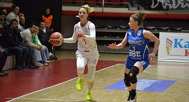 Lider Zorlu Koleji Samsun Basketbol İkinci Yarıya Farklı Galibiyetle Başladı!