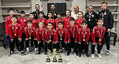 Samsunspor U11 Antalya’dan Şampiyon Dönüyor!