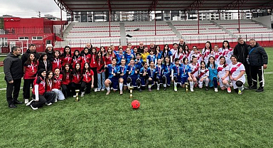 Samsun Okul Sporları Yıldız Kızlar Futbol İl Birinciliği Tamamlandı!