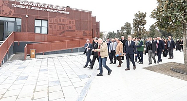 Samsun İstiklal Meydanında ‘Bağımsızlığın Kıymetini Bilelim Bağımlı Olmayalım’ Yürüyüşü!