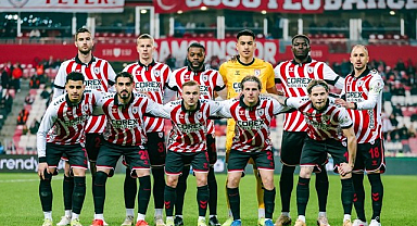 Samsunspor 22 Günde 6 Maç Oynayacak!