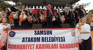 Atakum’un Gururu Cumhuriyet Kadınları Bandosu, Adana Portakal Çiçeği Festivaline Damga Vurdu!