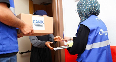 Canik Belediyesi Kapı Kapı Gönüllere Ulaşıyor!