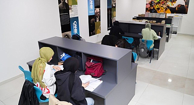 Canik Halk Kütüphanesi Gençlerle Dolup Taşıyor!